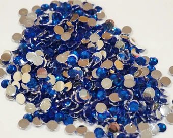 Resin rhinestones