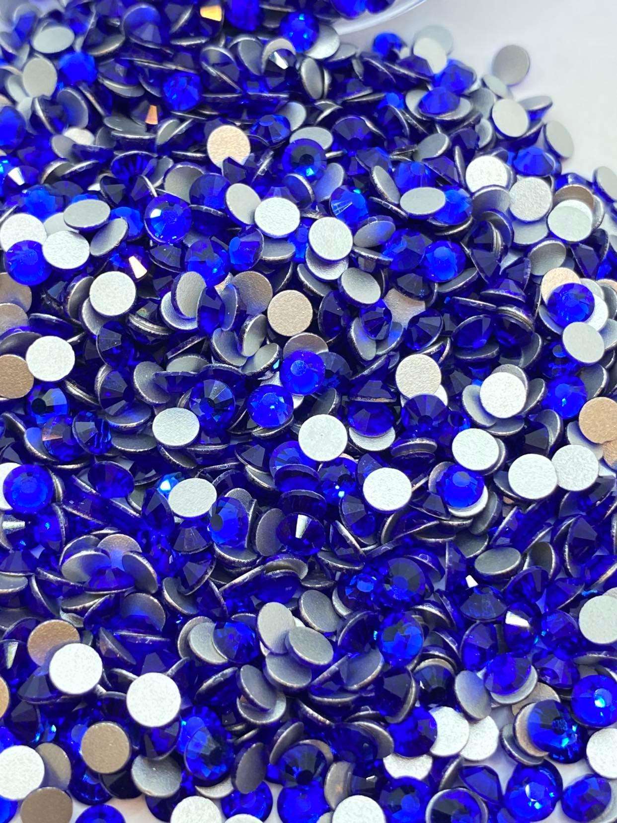 Royal blue (Sapphire glass rhinestones )